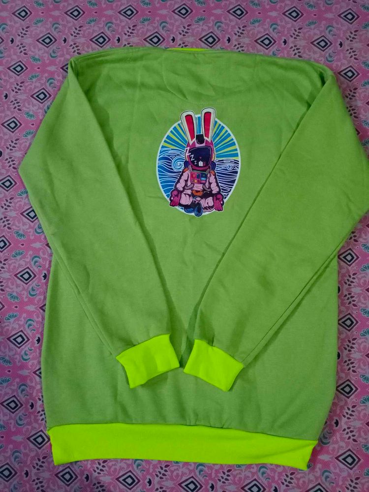 Green Graphic Print Sweatshirt