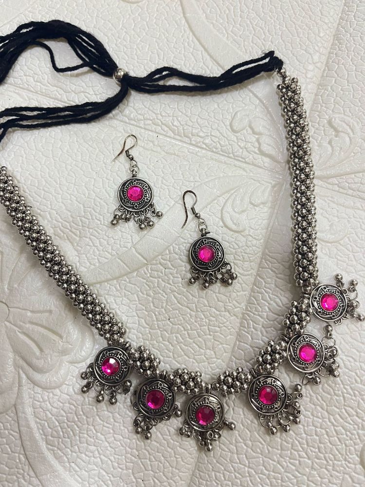 Oxidised necklace with earrings