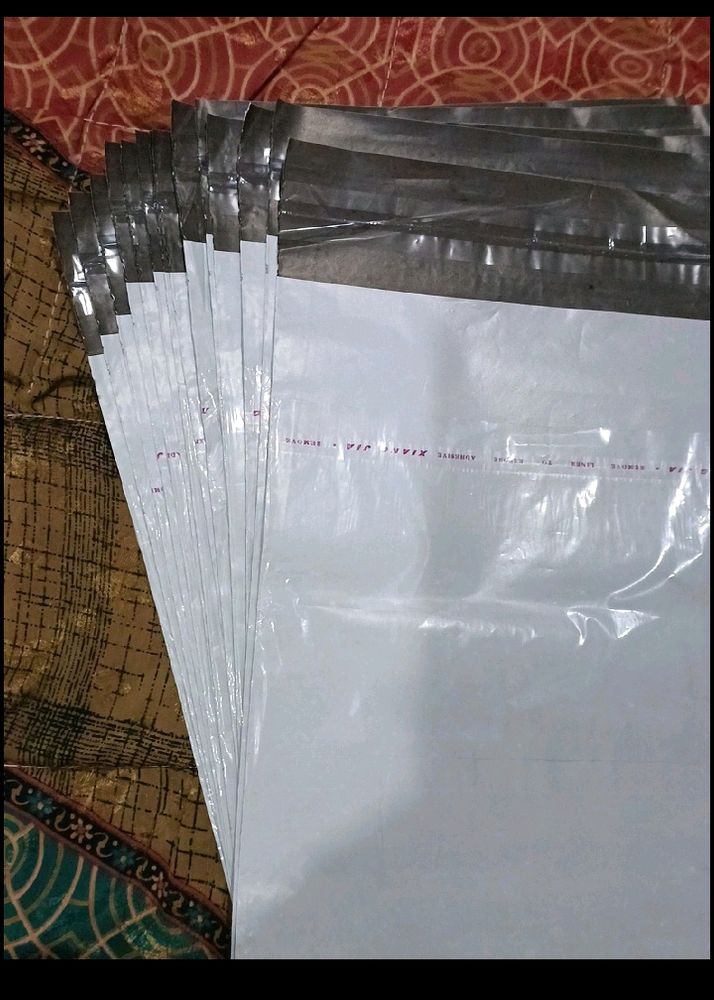 10 COURIER PACKING BAGS
