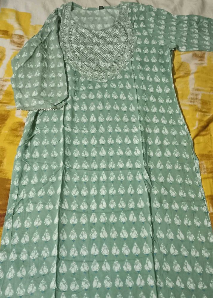 Guys Ye Fully New Hai One Time V Wear Nhi