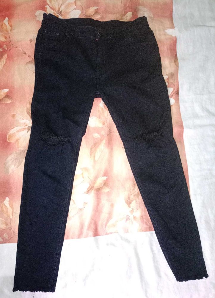 Ripped Black Jeans