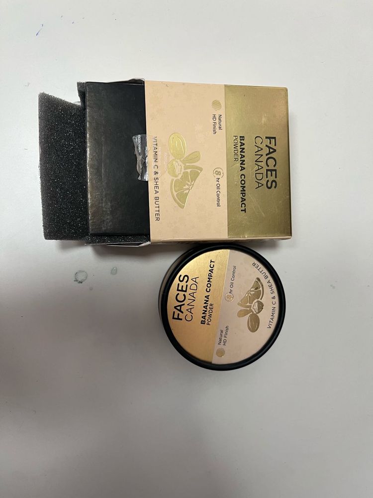 Faces Canada Banana Compact