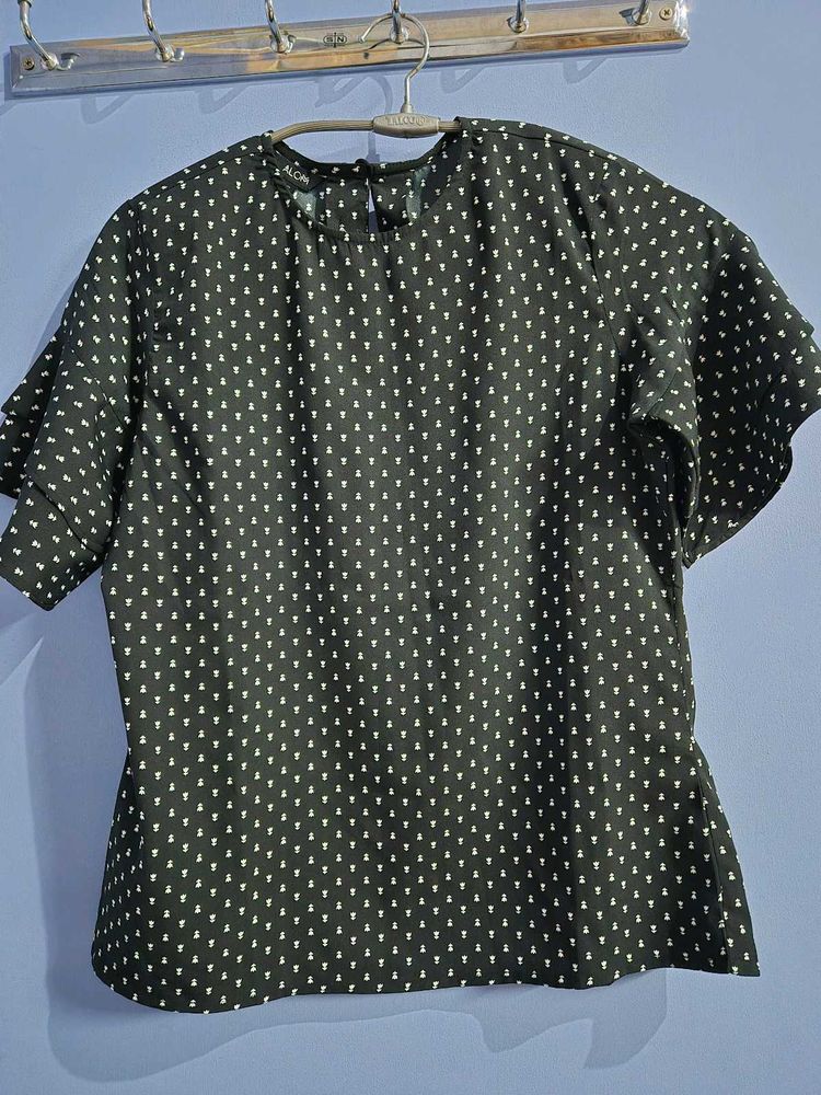 Printed Women's Top