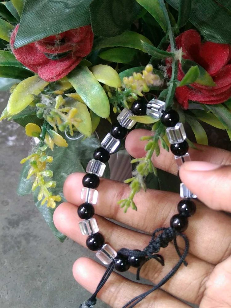 Beaded Black &amp; Crystal Bracelet