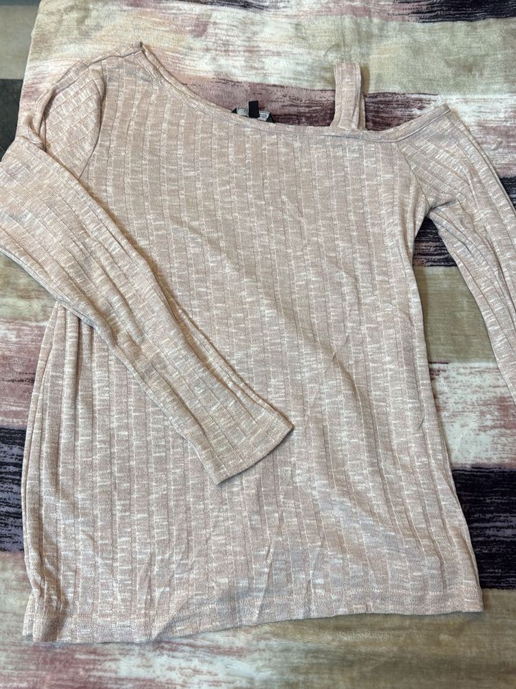 One-Shoulder Ribbed Top