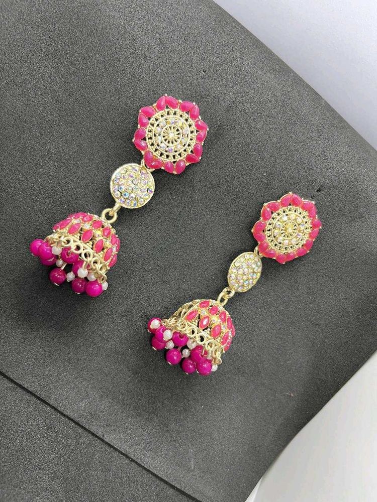 Light Weight Earring