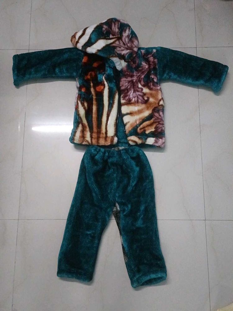 Woolen Set