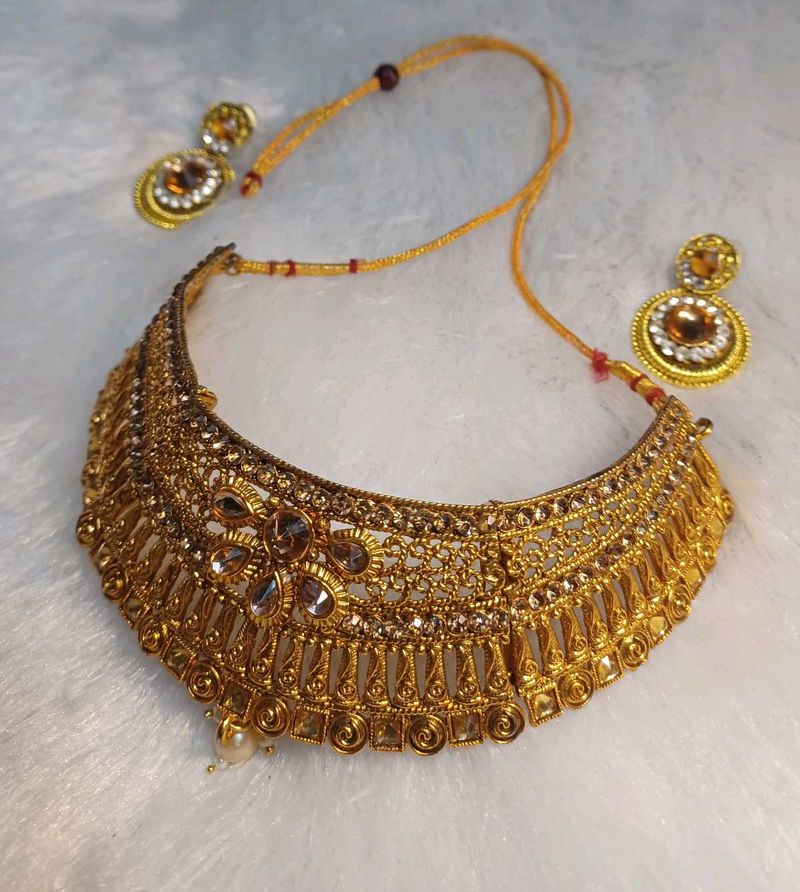 Gold-toned Necklace &amp; Earrings Set