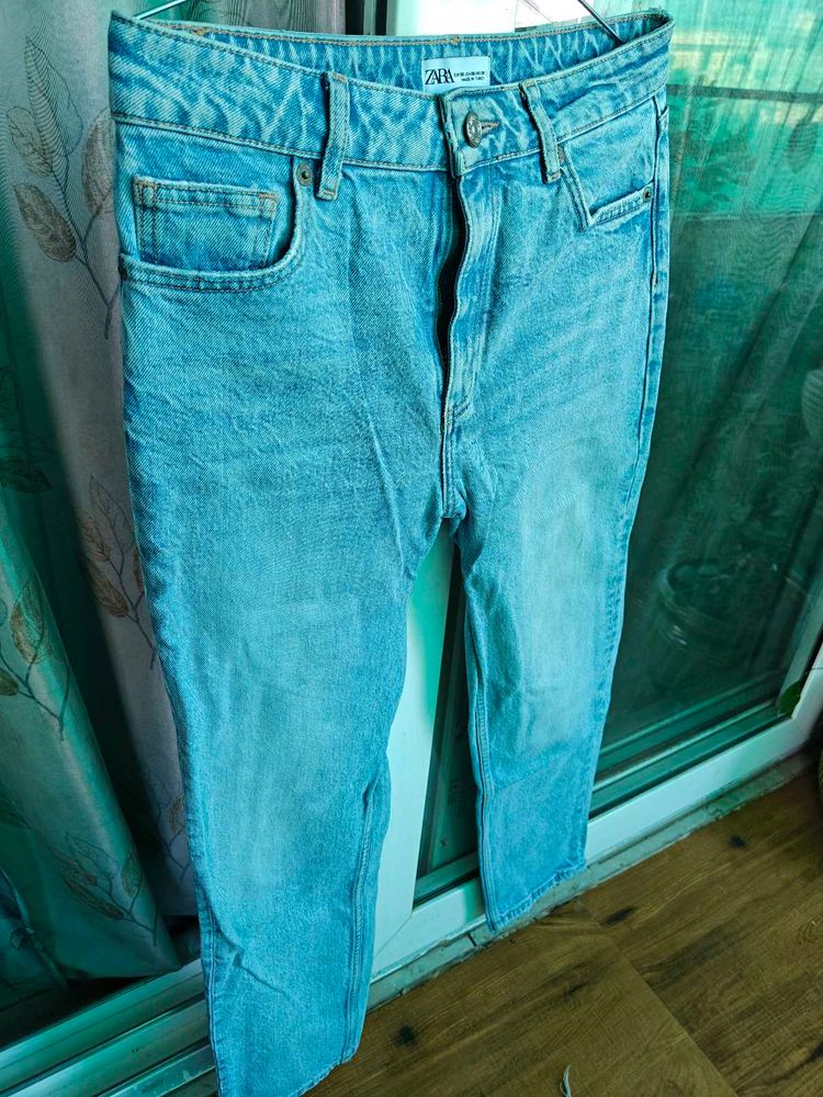 Zara Unisex Jeans Like New Barely Used