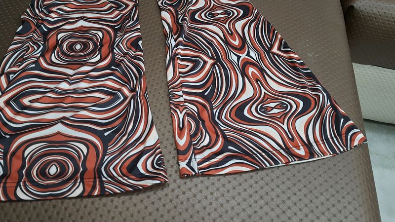Street Style Store Flared Trouser Size MEDIUM