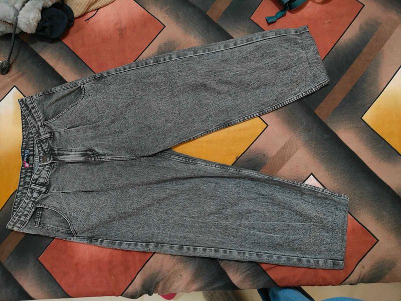 Black Grey Boyfriend Jeens For Women