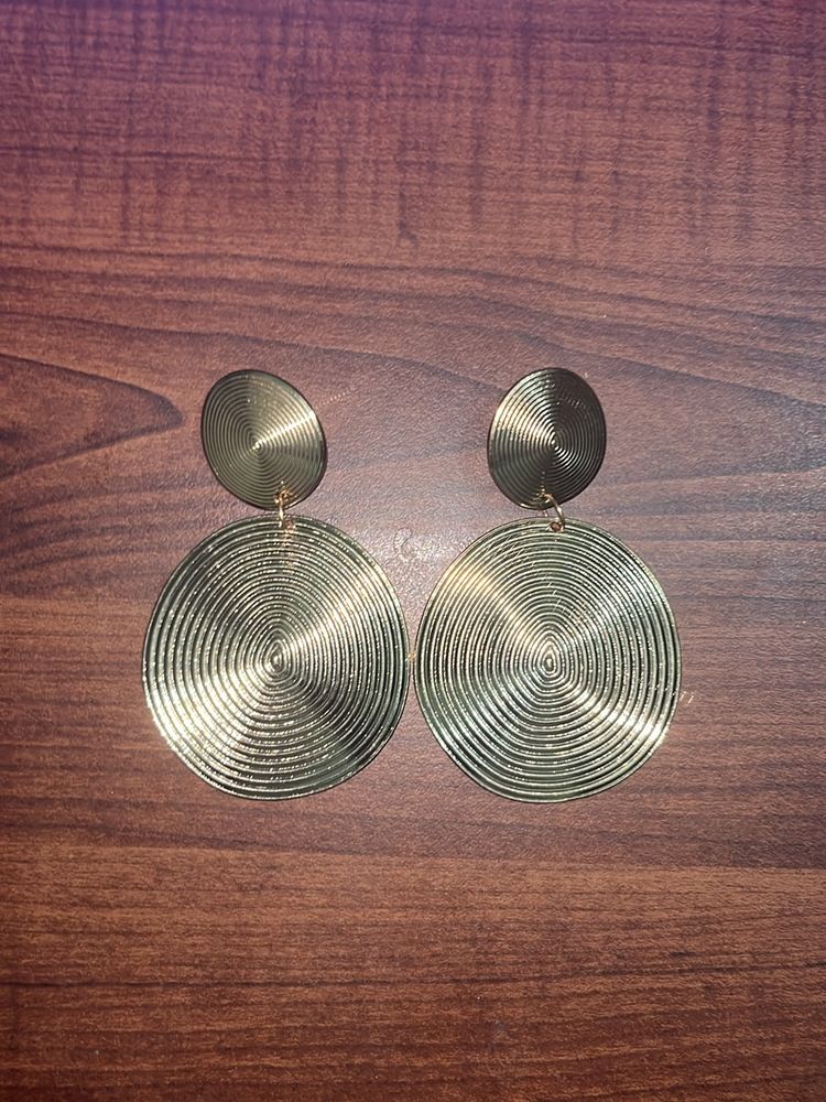 H&amp;M Golden Swirls Earrings