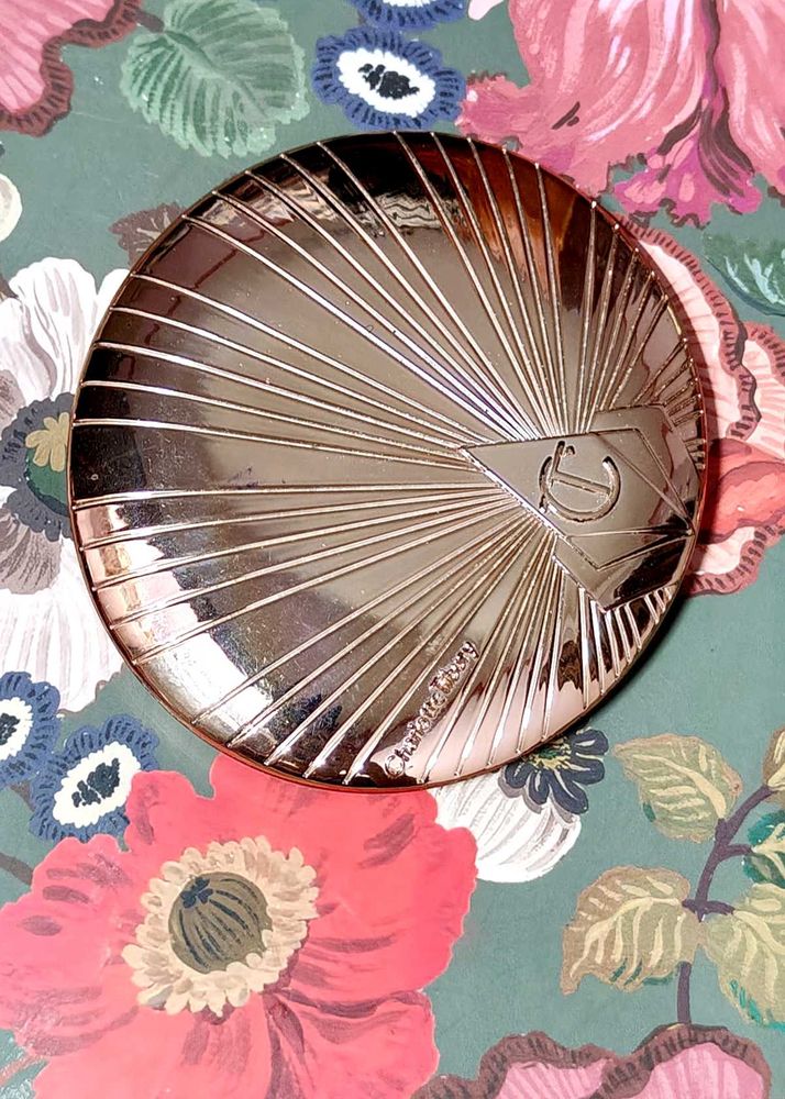 Charlotte Tilbury airbrush bronzer