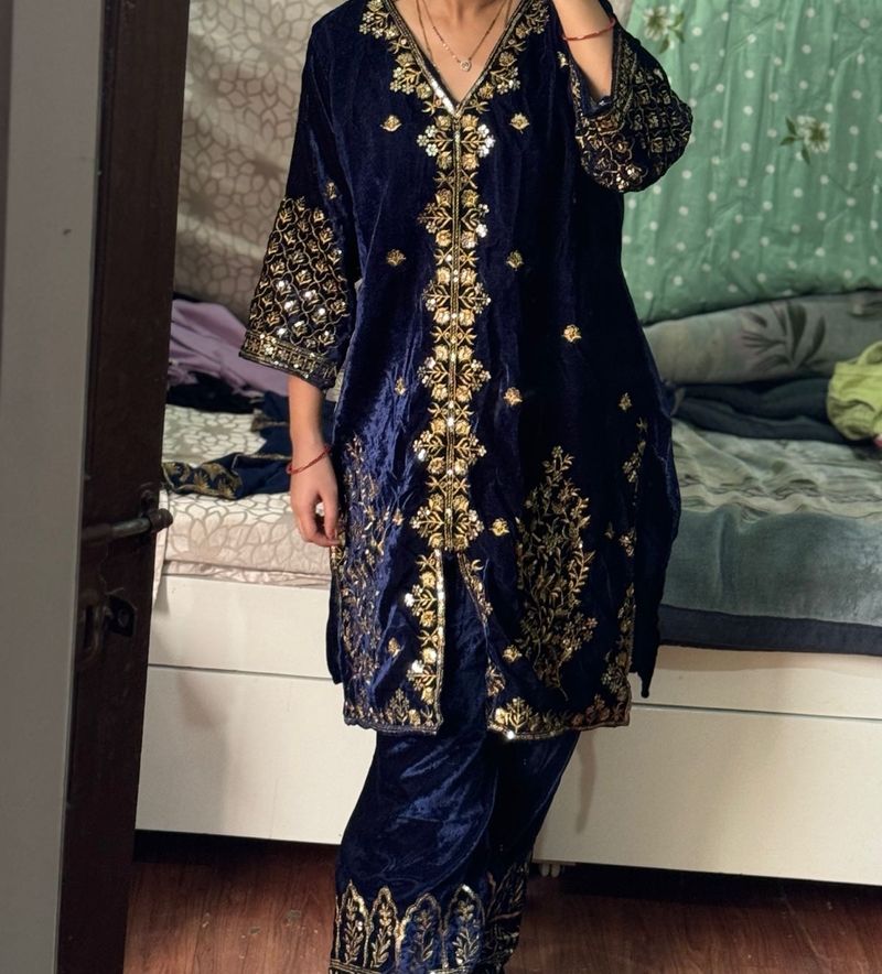 Elegant Velvet Kurta Set