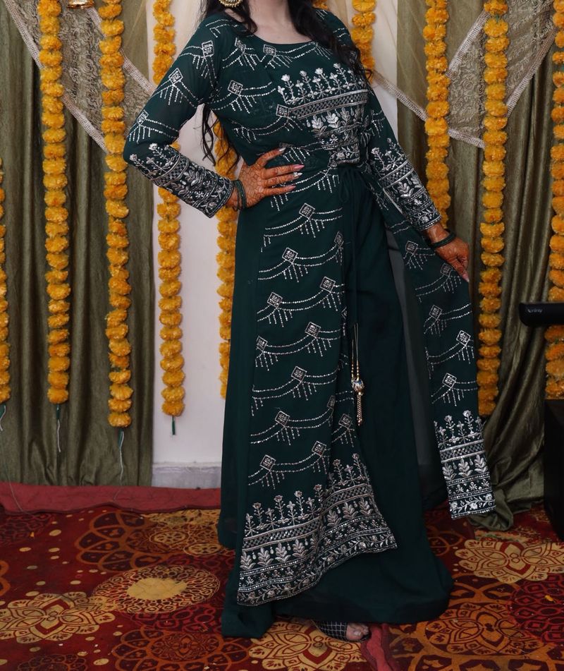 Elegant Green Embroidered Kurta Set