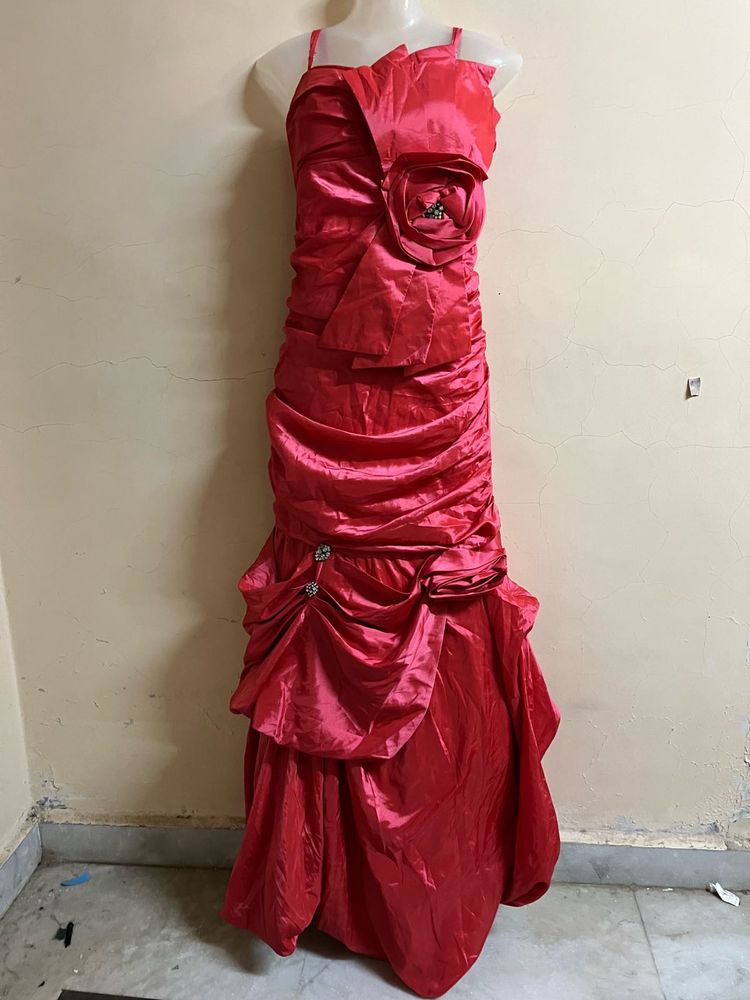 Pintrest Peach Designer Fishcut Silk Gown