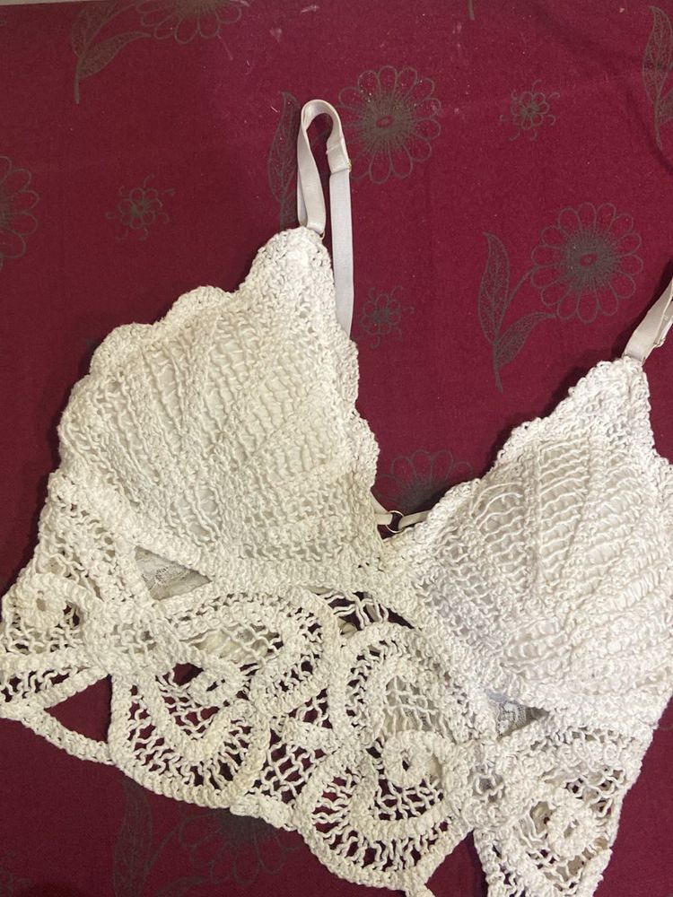 White Crochet Lacey Top/Bralette Backless💌💘