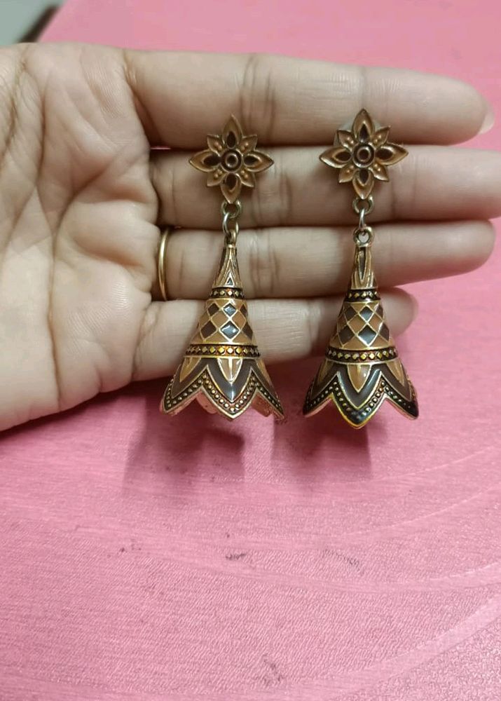 Earrings (Jhumke)
