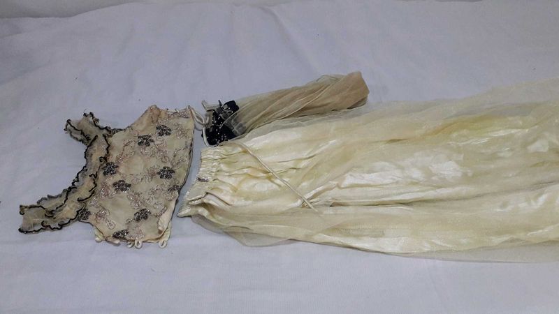 Kids lahanga choli with Chunni