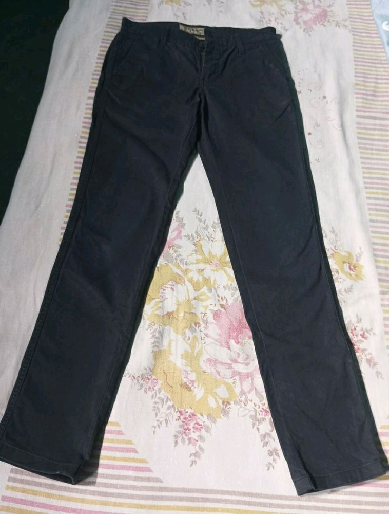 Wrangler Men&#39;s Black Strechable Jeans