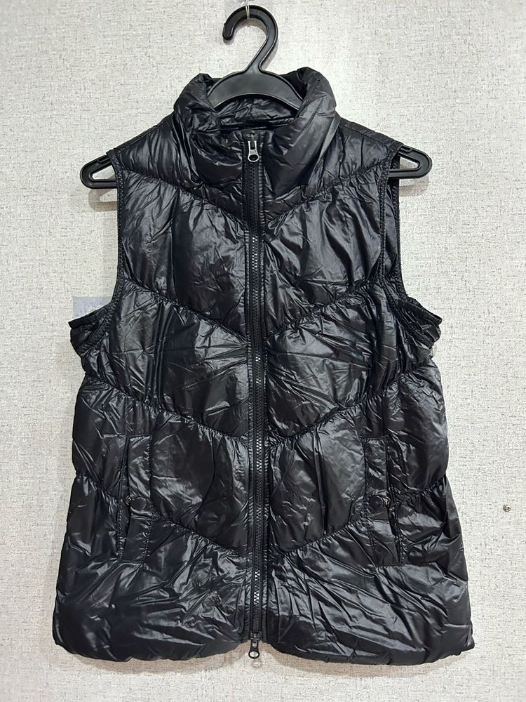 Gap Blue Puffer Vest