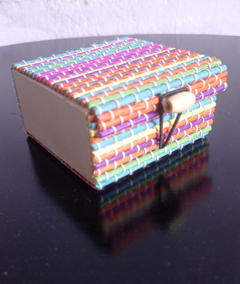 mini wooden box.