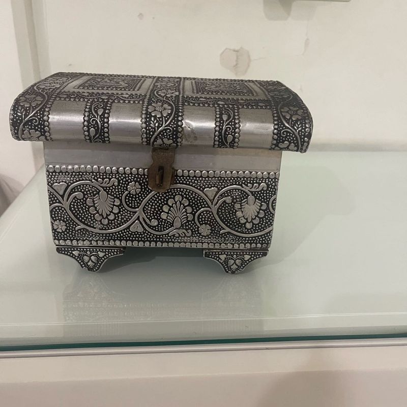 Vintage Silver Tone Jewelry Box