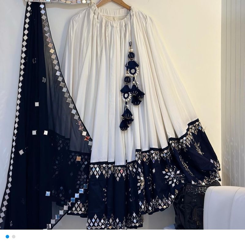 New Lehenga White Nd Blue