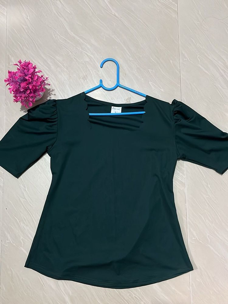 Chic Green Top