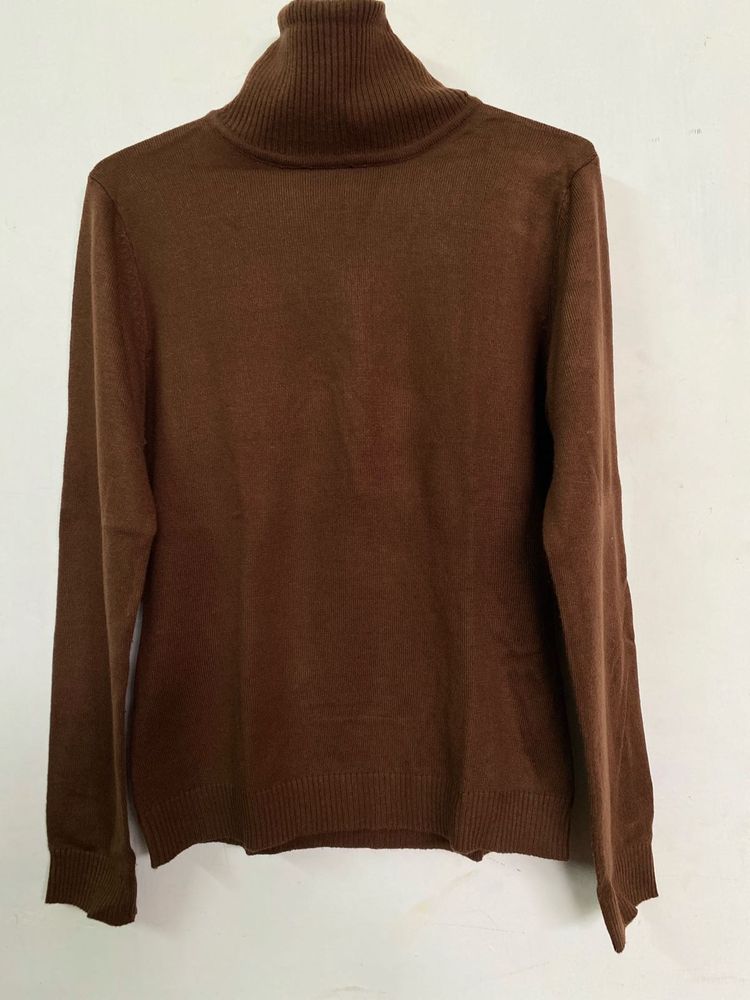 Turtle Neck Pullover