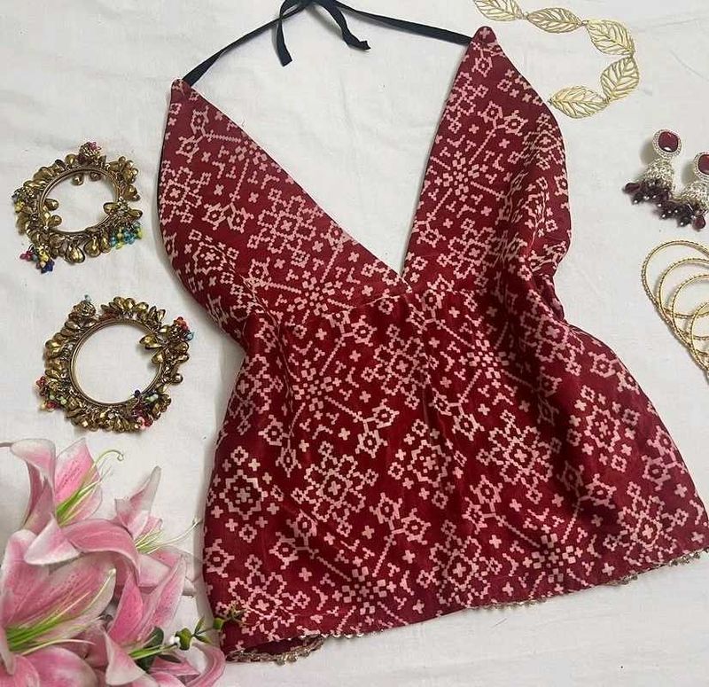 Patterned Halter Top(Y2K)