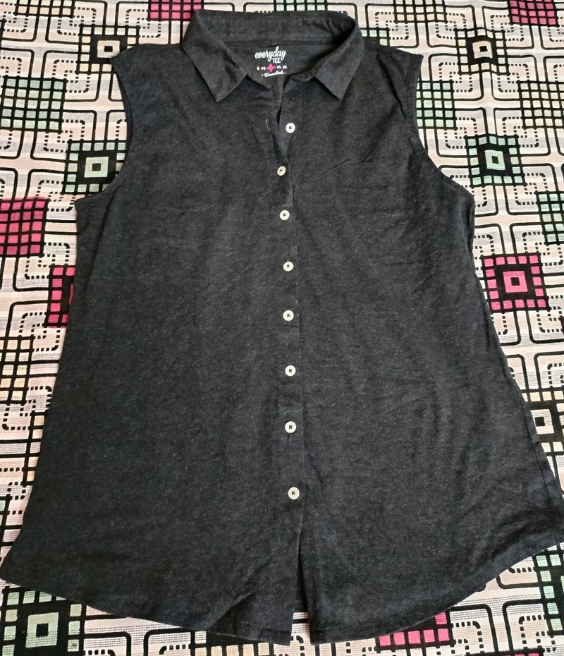 Fancy Sleeveless Charcoal T-shirt With No Defects