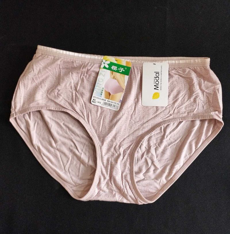 094 - XL Dotted Panties