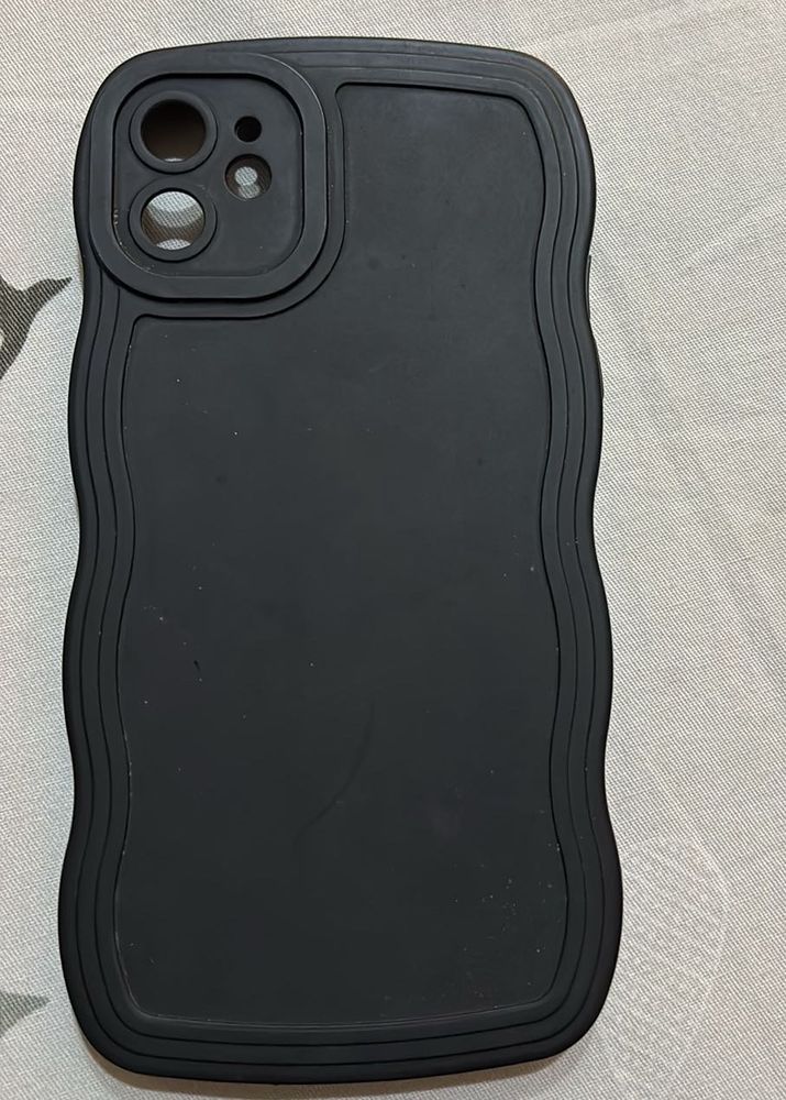 Matte Black Wavy Edge Silicone Case for iPhone 11
