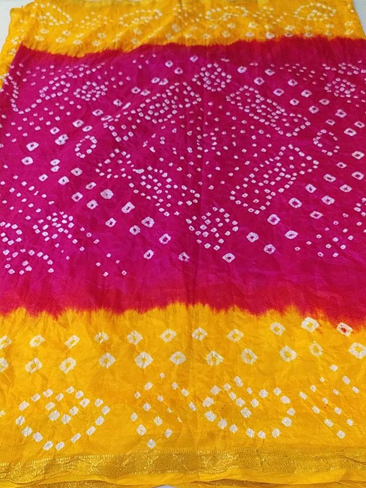 Bandhani saree- Pink &amp; Yellow