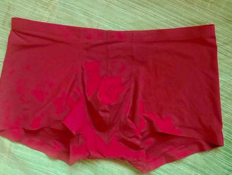 Red Men&#39;s Silk Seamless Boxer Briefs