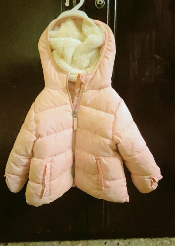 Full Sleeves Hooded Puffer Jacket