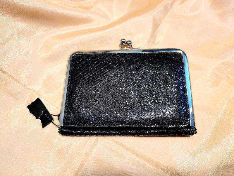 CLARKS Clutch