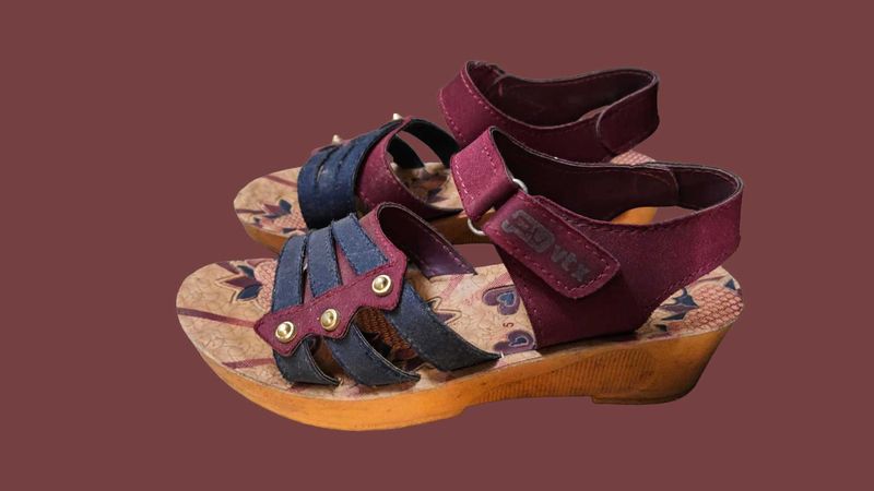 Stylish Women&#39;s Flats