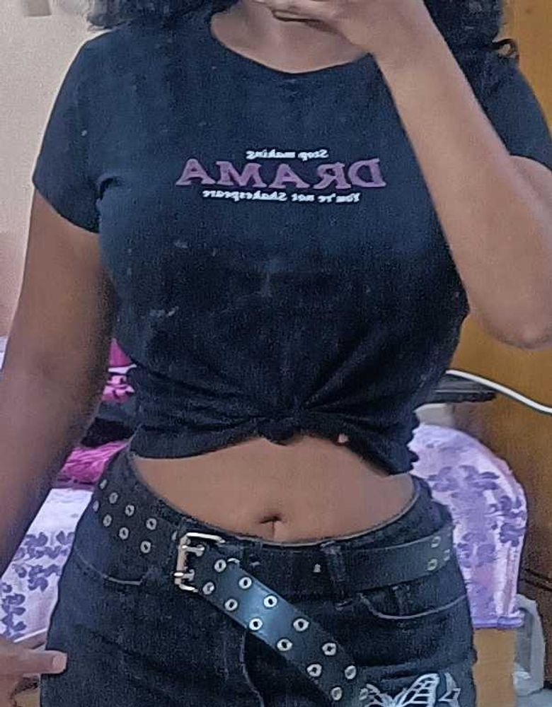 black tee