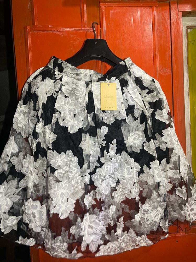 Zara Floral Print Mini Skirt