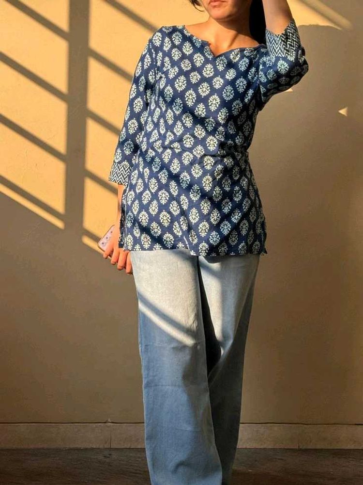 Lucknowi Printed Short Kurti