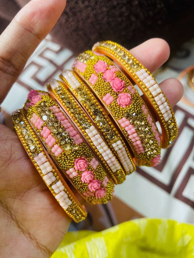Never Used Rose Pink Studded Bangle Set