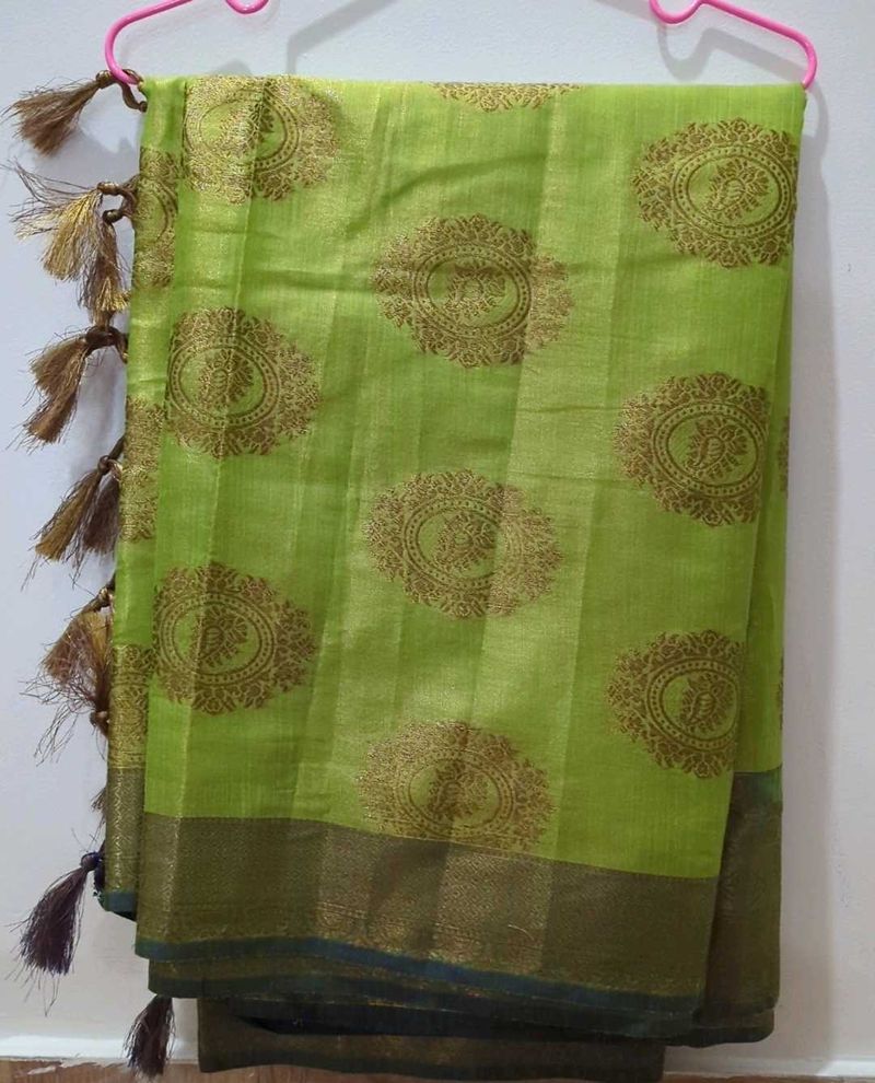 Green Saree With Zari Work