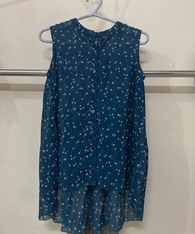 Floral Sleeveless Blouse