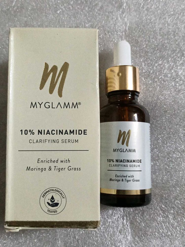 MyGlamm 10% Niacinamide Clarifying Serum