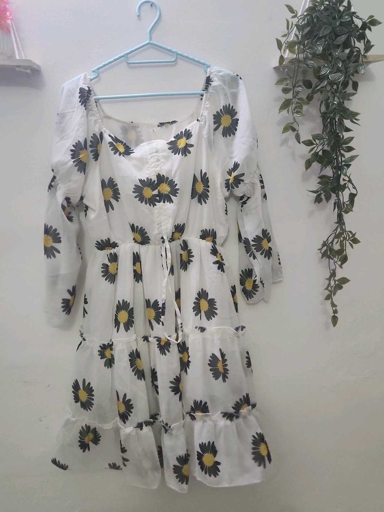 Daisy Print Dress
