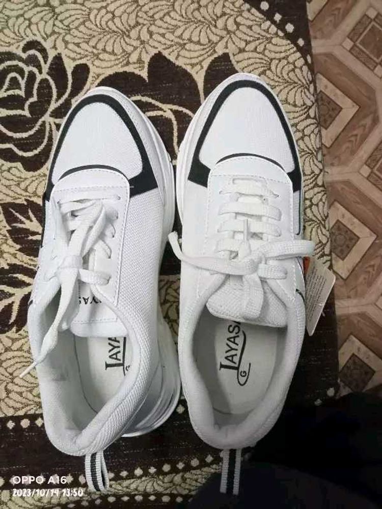 Layasa Women Sneakers In White Colour