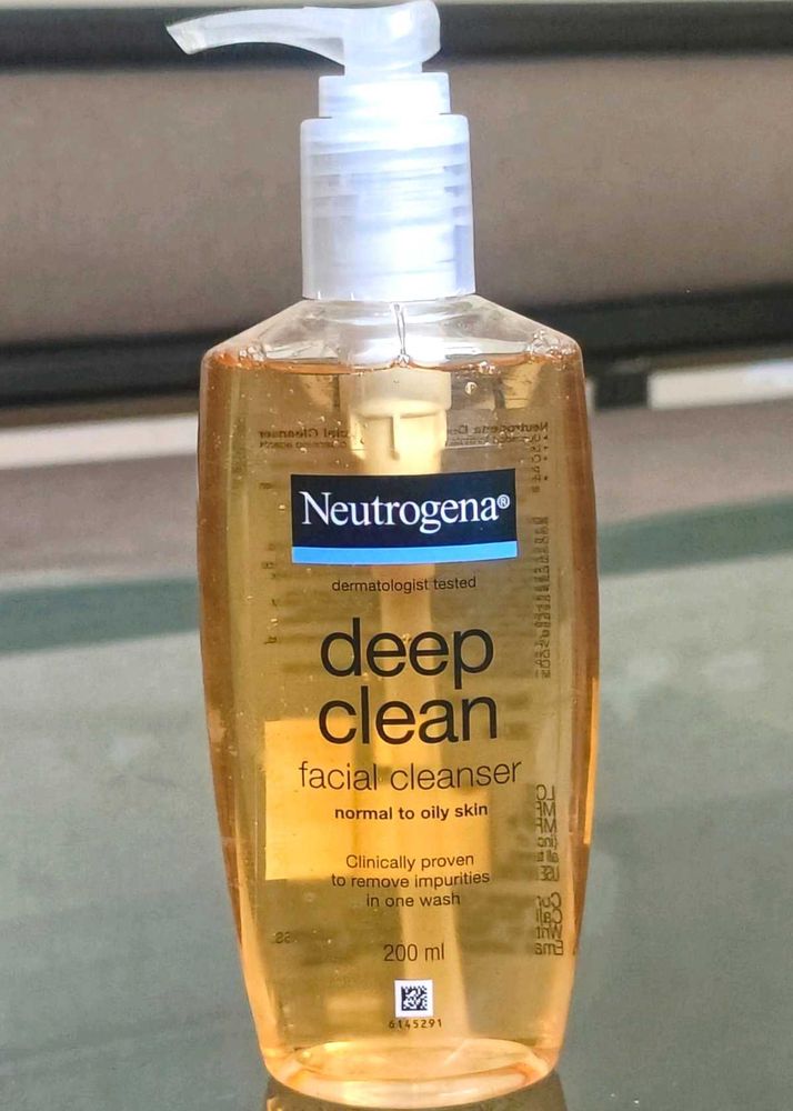 Neutrogena Deep Clean Facial Cleanser