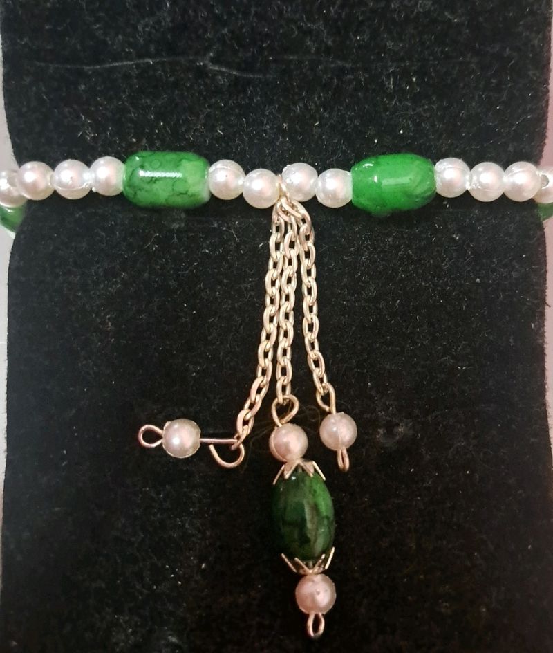 Pearl With Emerald Colour Stone